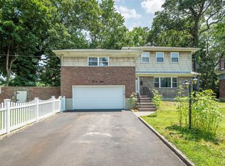 28 Brookdale Road, Glen Cove, NY 11542