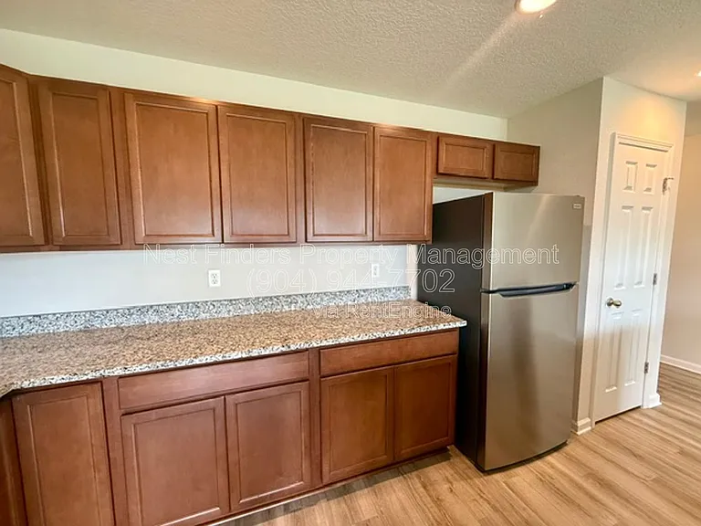 9121 Western Way #4 — Photo 10
