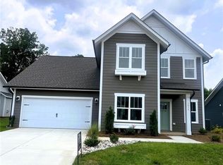 1675 Ashmead Ln, Clemmons, NC 27012