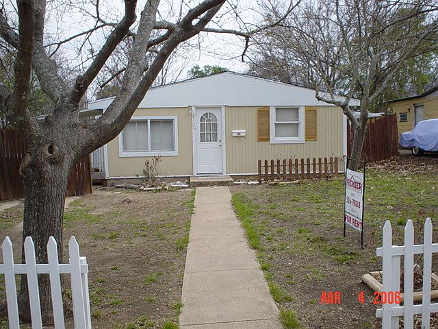1st image of 812 Evergreen Dr