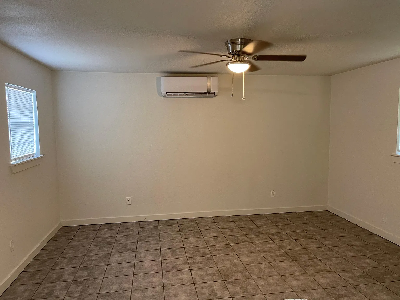 1 bed, 515 sqft, $1,000 — Photo 2
