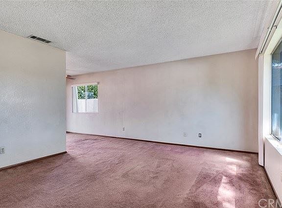 5th image of 4158 Mountain Dr