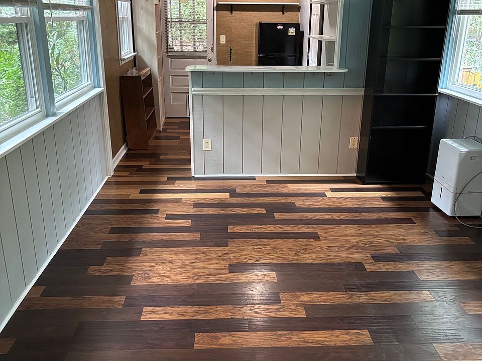 2nd image of 925 Baillio Dr #925