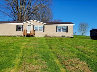 11424 Calkins Rd, Cato, NY 13033