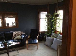 137 Edgewood Ave, Grove City, PA 16127