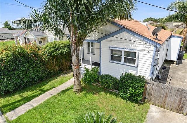 1st image of 6080 Warrington Dr