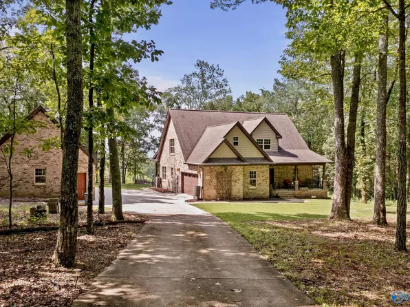 181 Winterview Dr, Gurley, AL 35748