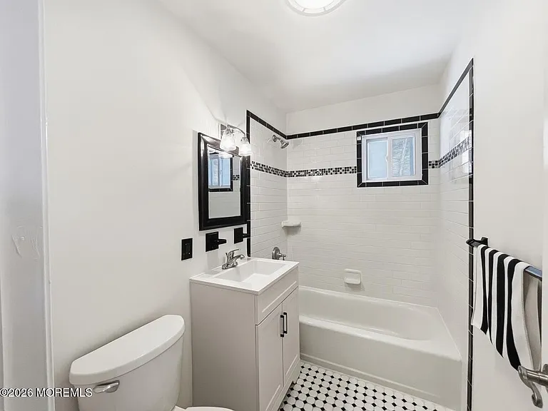 1813 Capstan Dr — Photo 5