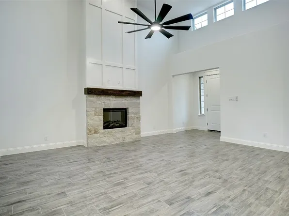 246 Legacy Blvd, Weatherford, TX 76085