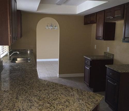 5th image of 321 NE 10th St
