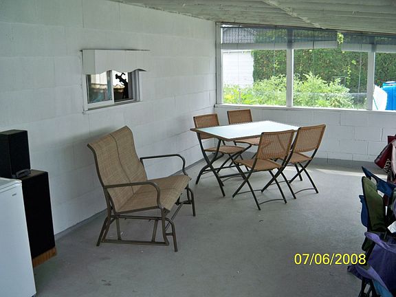screened porch