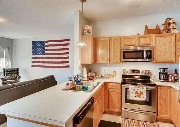 3rd image of 8634 Savanna Oaks Ln #H