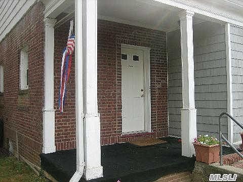 1st image of 72 Chestnut St