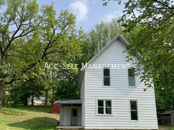 705 W Grove St, Greenville, MI 48838
