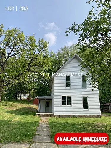 705 W Grove St Photo 1