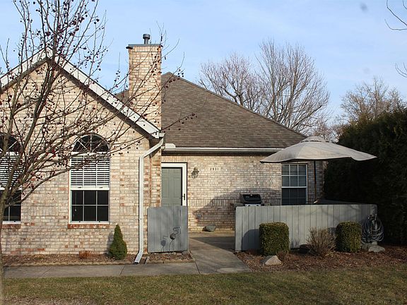 2nd image of 2931 W Applewood Ct #2931