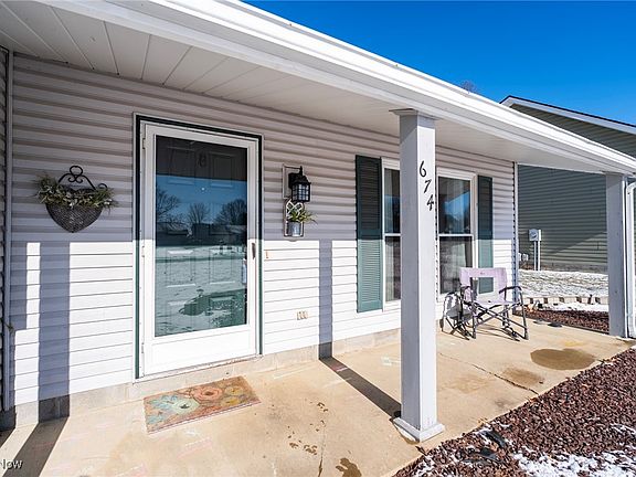 2nd image of 674 Angiline Dr