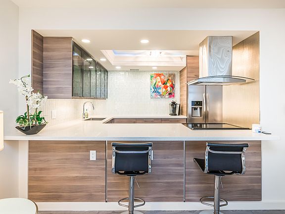 5th image of 1224 S Peninsula Dr APT 306