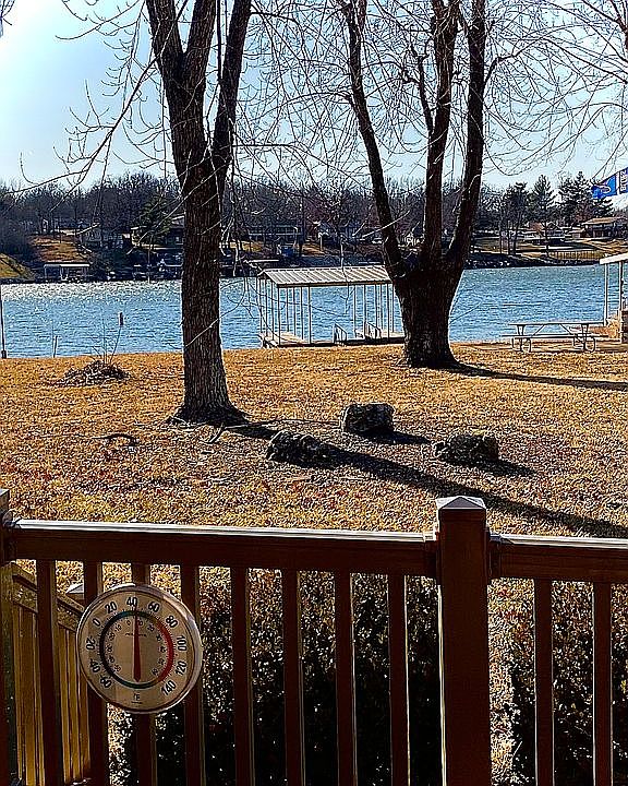 2nd image of 2277 Lakeshore Dr