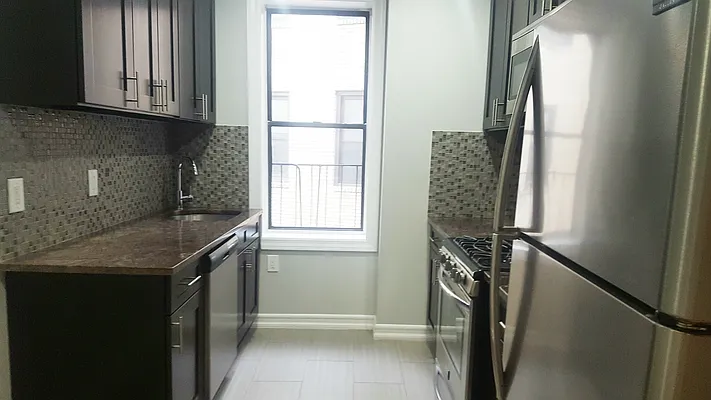 Rented by B.H. TAL Real Estate | media 10