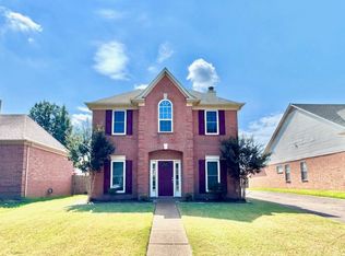 826 N Ericson Rd, Cordova, TN 38018