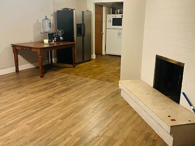 1311 W Elna Rae St — Photo 12