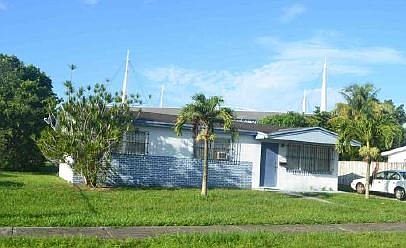 2nd image of 2040 NW 204th St