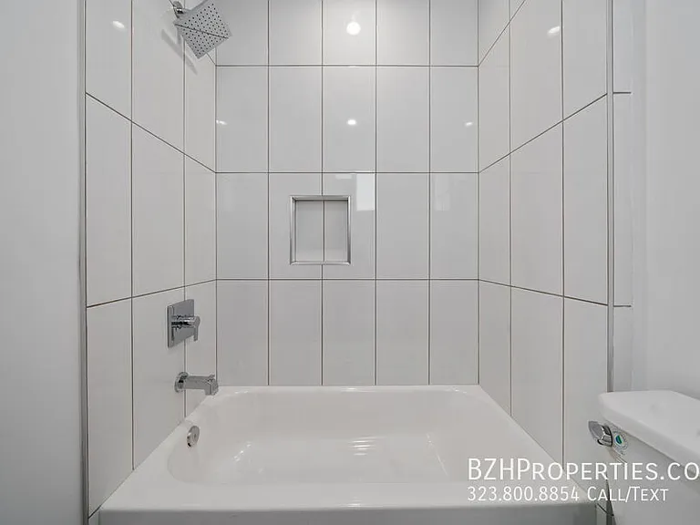 6336 Beck Ave #2 — Photo 24