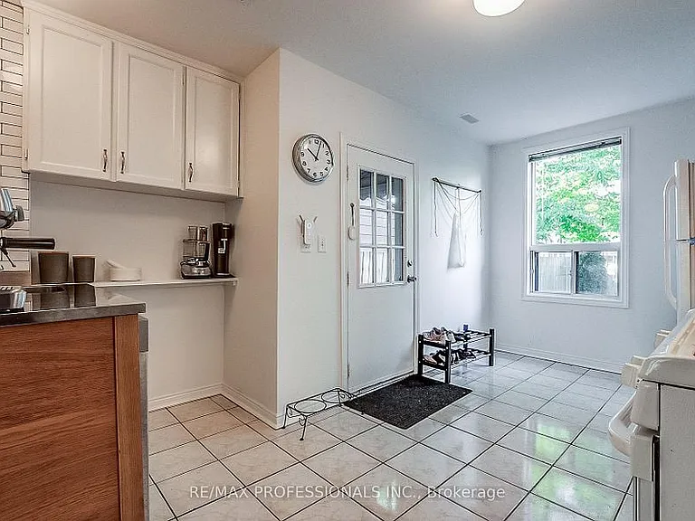 72 Massey St — Photo 10