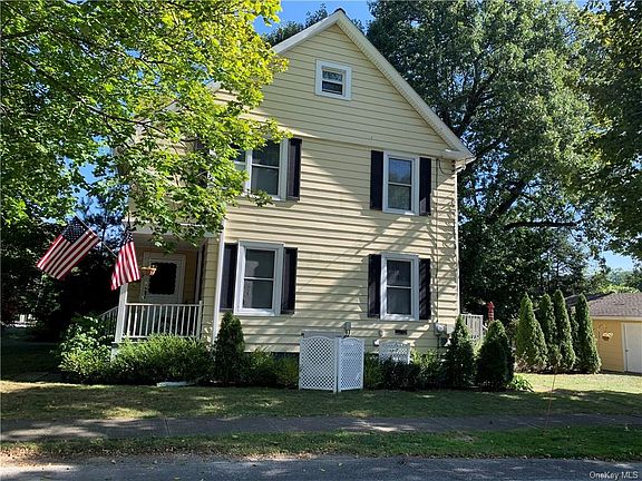 2nd image of 27 Willow Ave