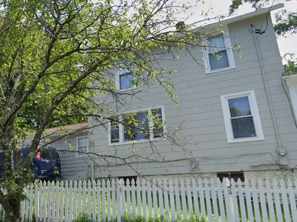 154 Acorn St, Bridgeport, CT 06606