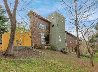 1007 Locust Ln, Charlottesville, VA 22901