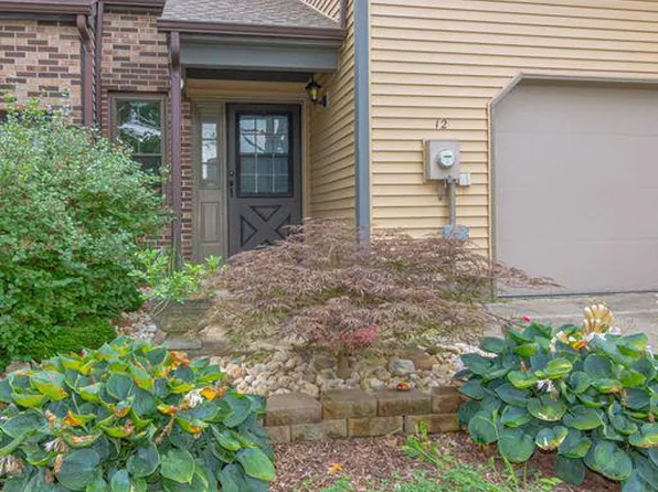 12 Isa Ct, Robbinsville, NJ 08691