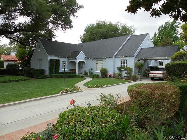 1st image of 427 W Adams Park Dr