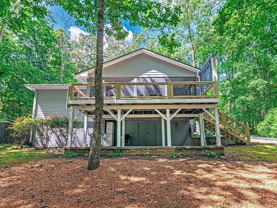 1st image of 138 Laurel Cir