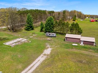 167 N Pioneer Rd, Beulah, MI 49617