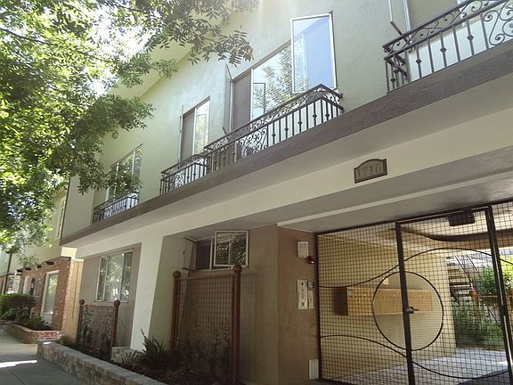 2nd image of 1716 O St