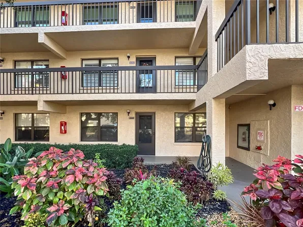 515 30th Ave W APT H111, Bradenton, FL 34205