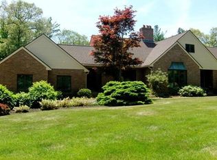 24 Long Hl, Boxford, MA 01921