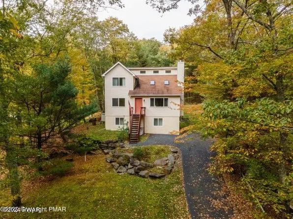 106 Mountain Laurel Ln, Dingmans Ferry, PA 18328
