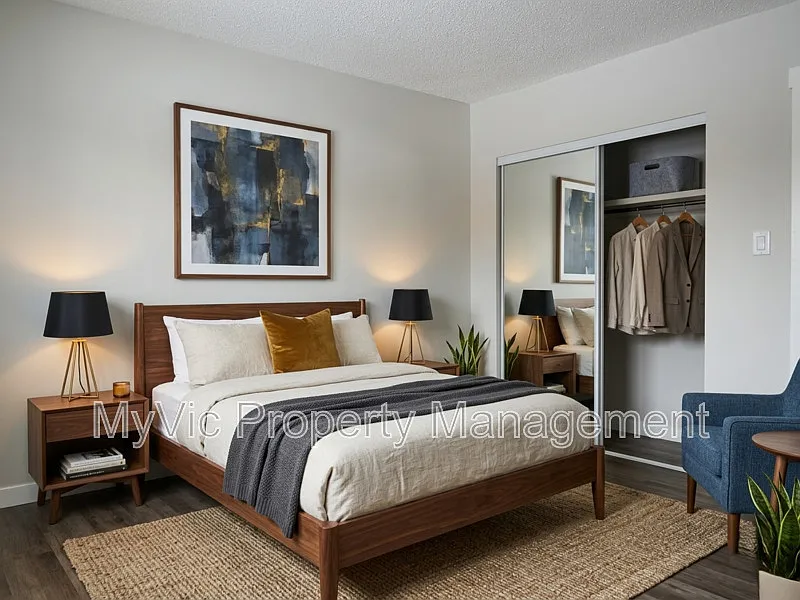 Poplar Pointe — Photo 3