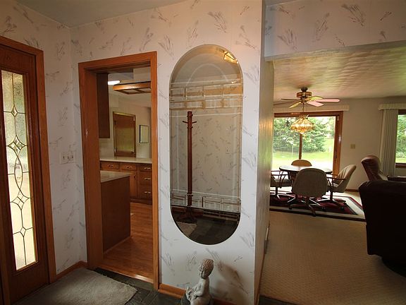 3rd image of 4219 Tallwood Ave