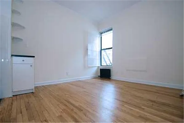 Rented by Buchbinder & Warren | media 13