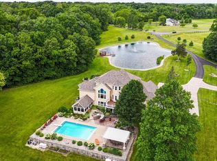 6853 W Maple Grove Rd, Huntington, IN 46750