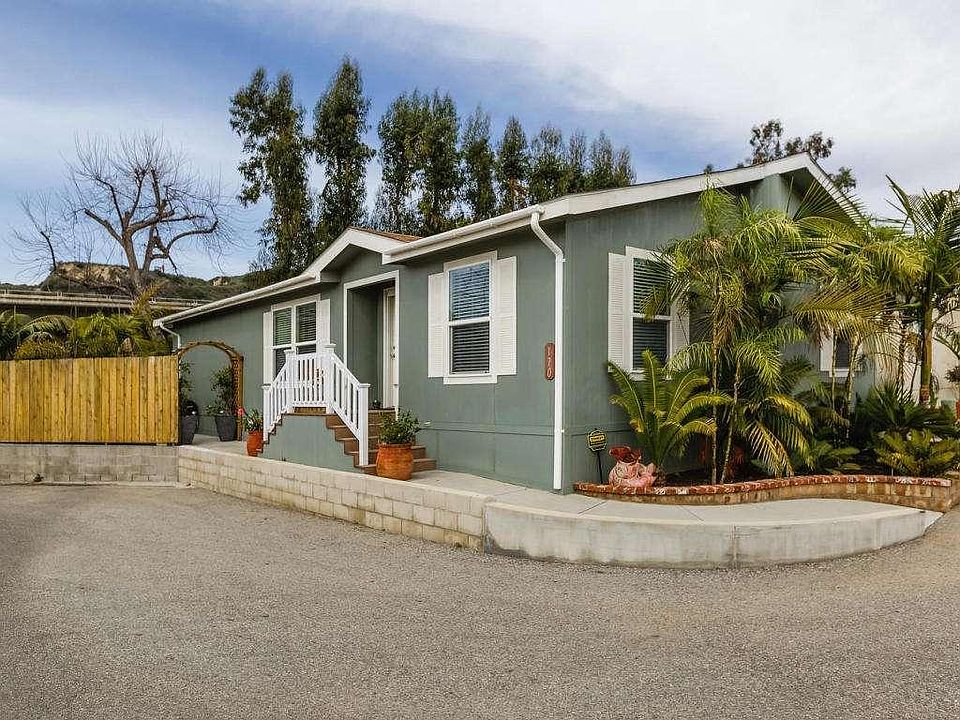 1st image of 170 Palm Dr