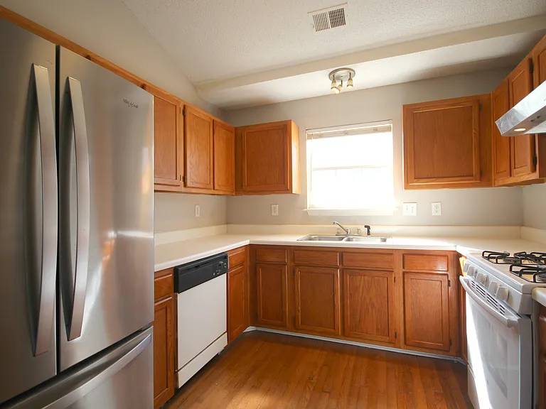 2143 Serenity Dr NW — Photo 3