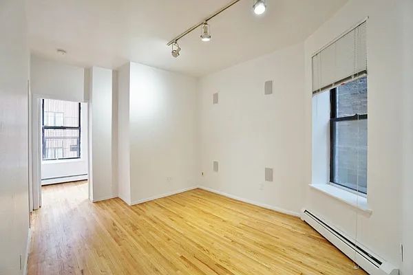 Rented by Best Apartments North Inc | media 54