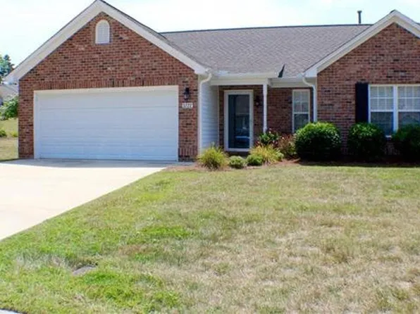 3722 Tartan Ln, Burlington, NC 27215