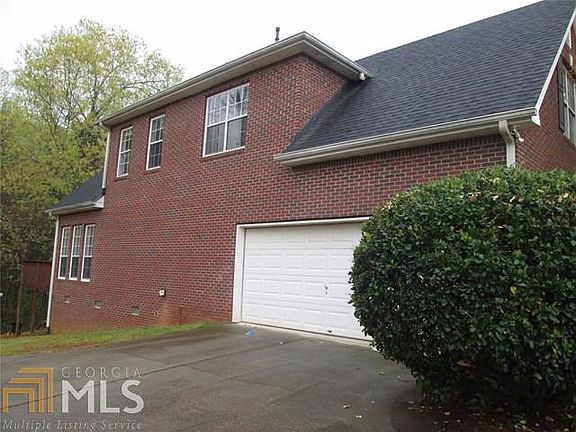 3rd image of 1012 Eddie Craig Dr