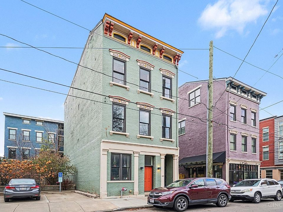 1st image of 122 W Fifteenth Street